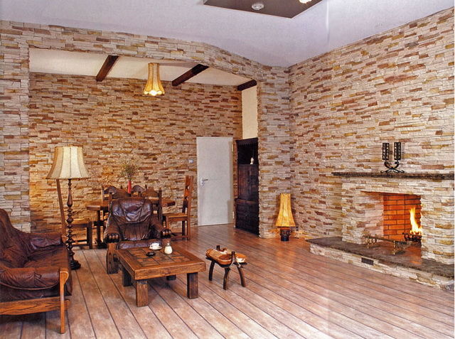 Отделка внутренних стен дома клинкерной плиткой