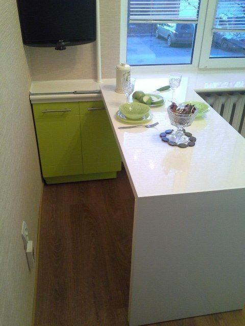 Зеленый цвет в интерьре кухни 3