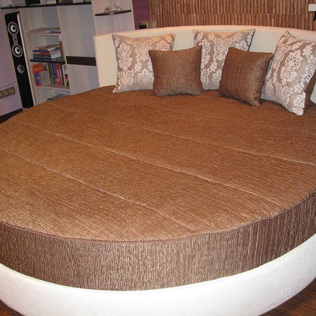 Кровать Сбоку Фото
