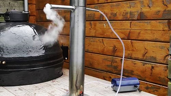 Как сделать дымогенератор для холодного копчения своими руками
