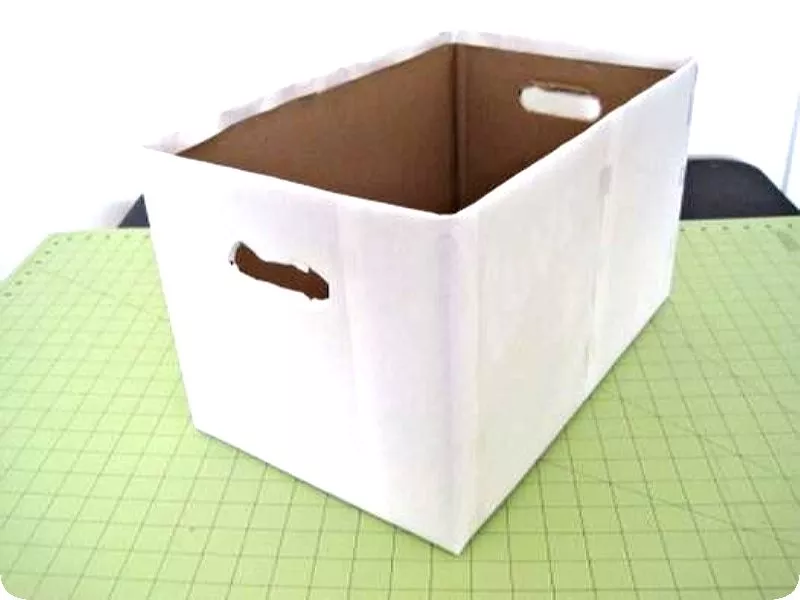Как сделать коробки из коробок. Коробки для хранения из картона. Ящики для хранения из картона. Контейнер для хранения из картонной коробки. Из картонной коробки корзина для вещей.