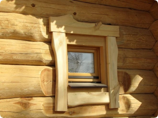 Отделка окна в деревянном доме ? внутри и снаружи