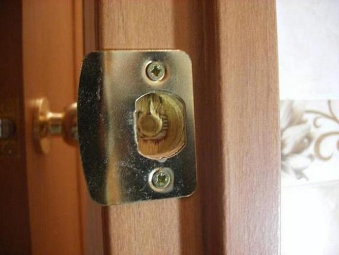 Как установить межкомнатную дверь без порога
