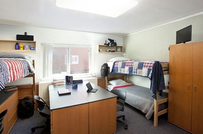Как обустроить комнату в общежитии студентам