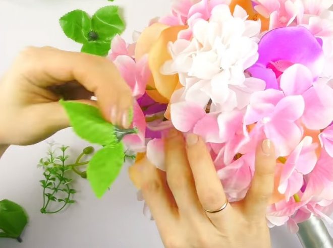Как сделать топиарий из искусственных цветов